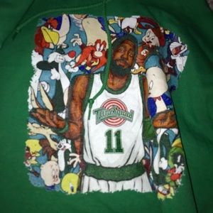 Kyrie Irving Looney Toons Sweater 1-1 item